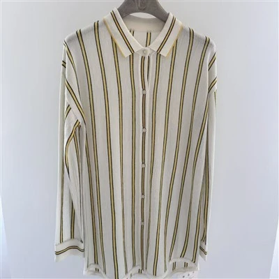 Diseño a rayas ropa de mujer